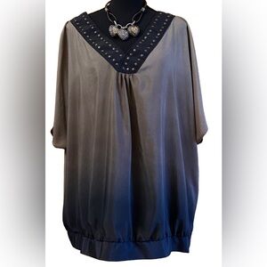 Women's LYS Top Plus Size 3X Brown Black V-Neck Decorative Stones Short Sleeve